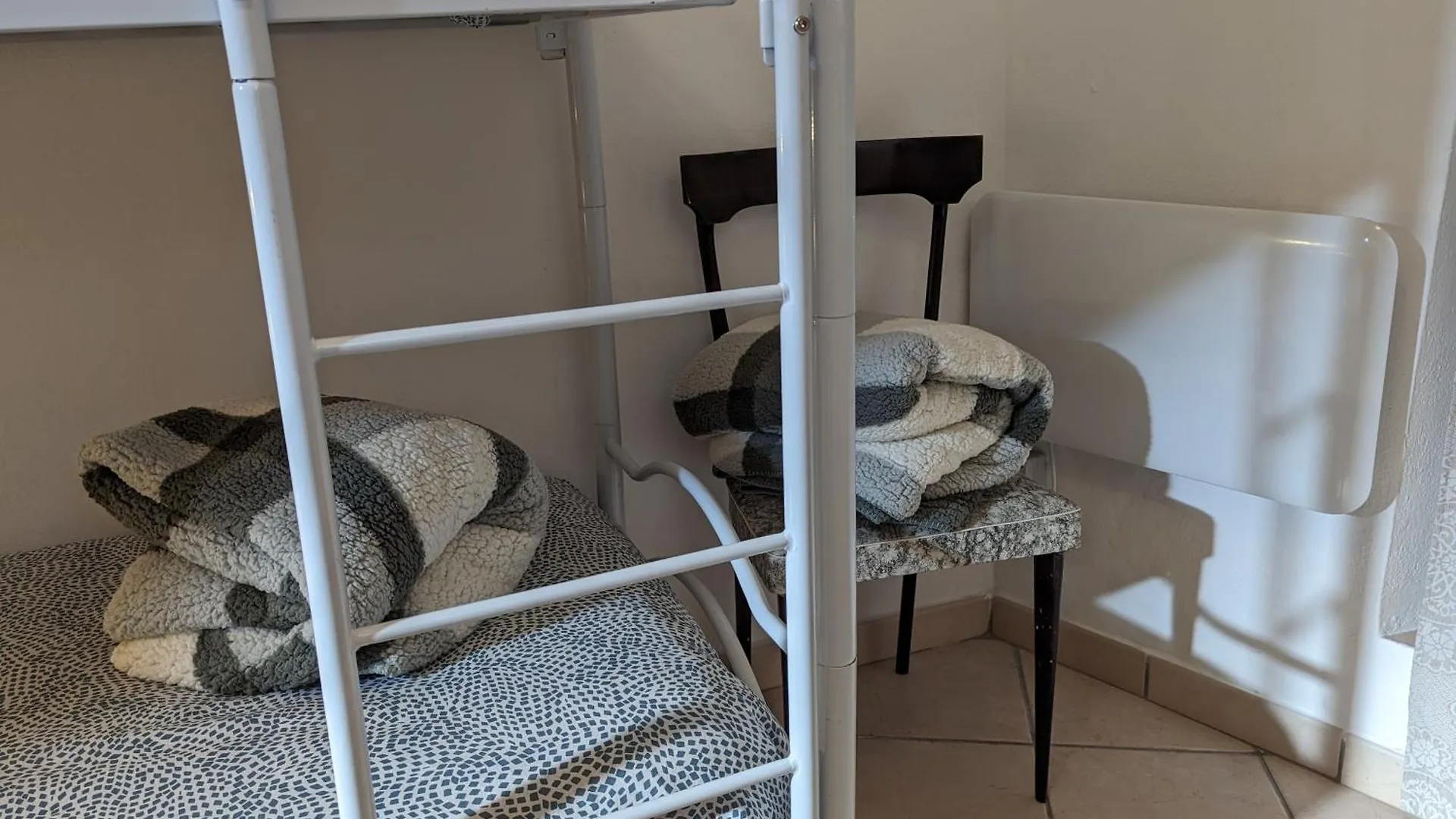 بيت للعطل فيلا La Casa Degli Alberi دولشياكا